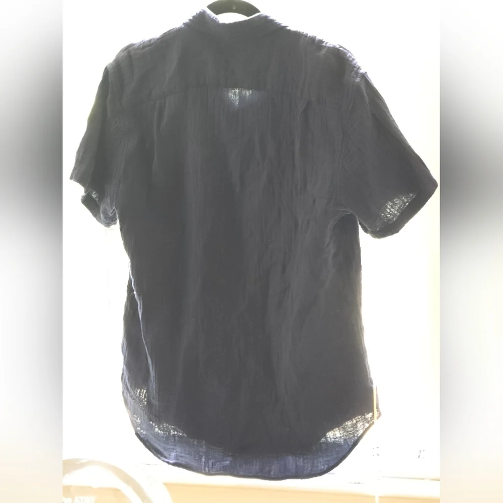 J.Crew Men’s Navy Short Sleeve Button-Up Shirt Gauze Cotton Size M NWT - Picture 5 of 8